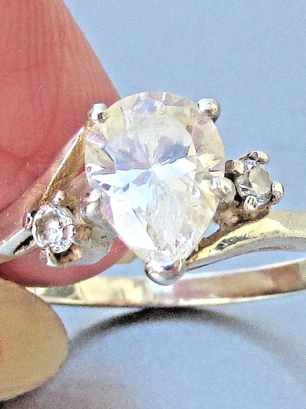 Vintage Sterling Silver CZ Cubic Zirconia 1 Carat Pear Shaped By Pass Ring Sz 8